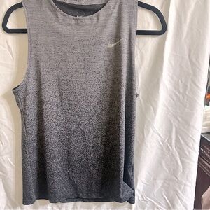 Nike Women's Black and Gray Muscle Tee